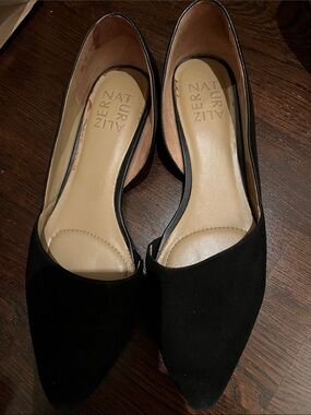 Naturalizer Pointed Ballet Flats Size 8